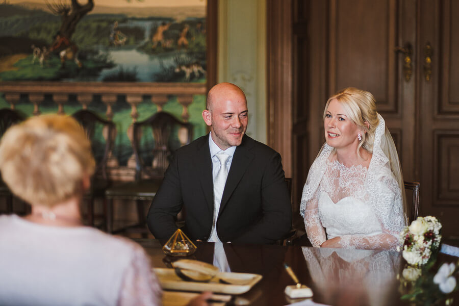 Schloss Philippsruhe Heiraten Zu Zweit Fotos Im Museum Und Industrie