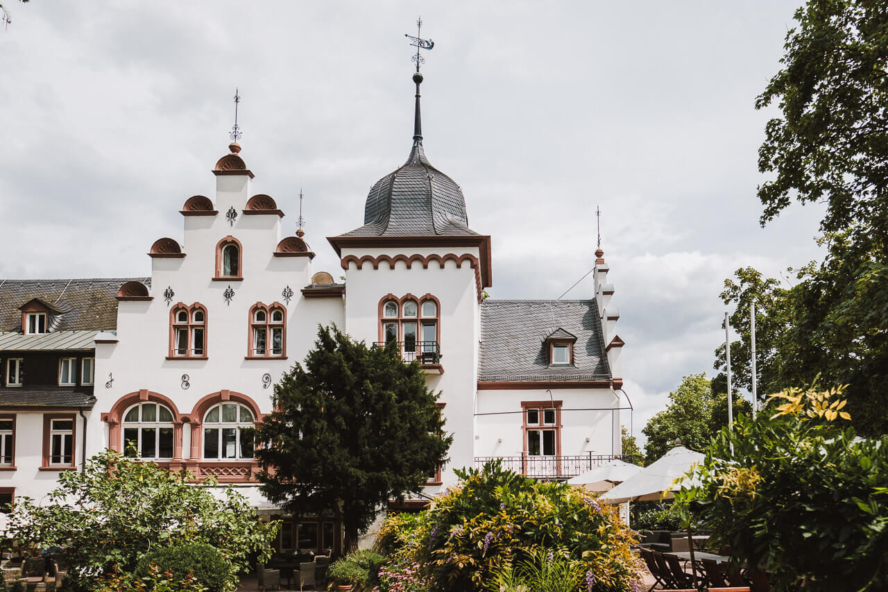 hotel kronnenschloesschen in eltville 